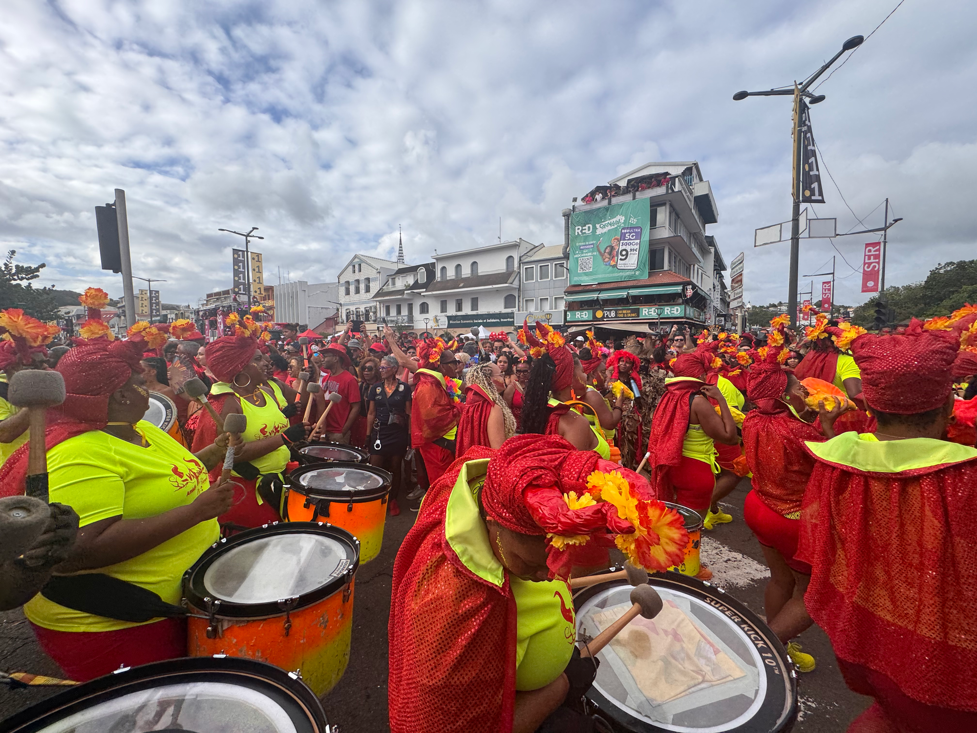 Carnaval 2026 : affluence élevée et ambiance globalement maîtrisée