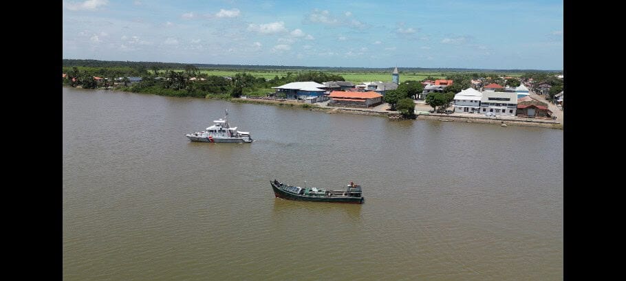 Premier navire de pêche illégale détruit à Mana