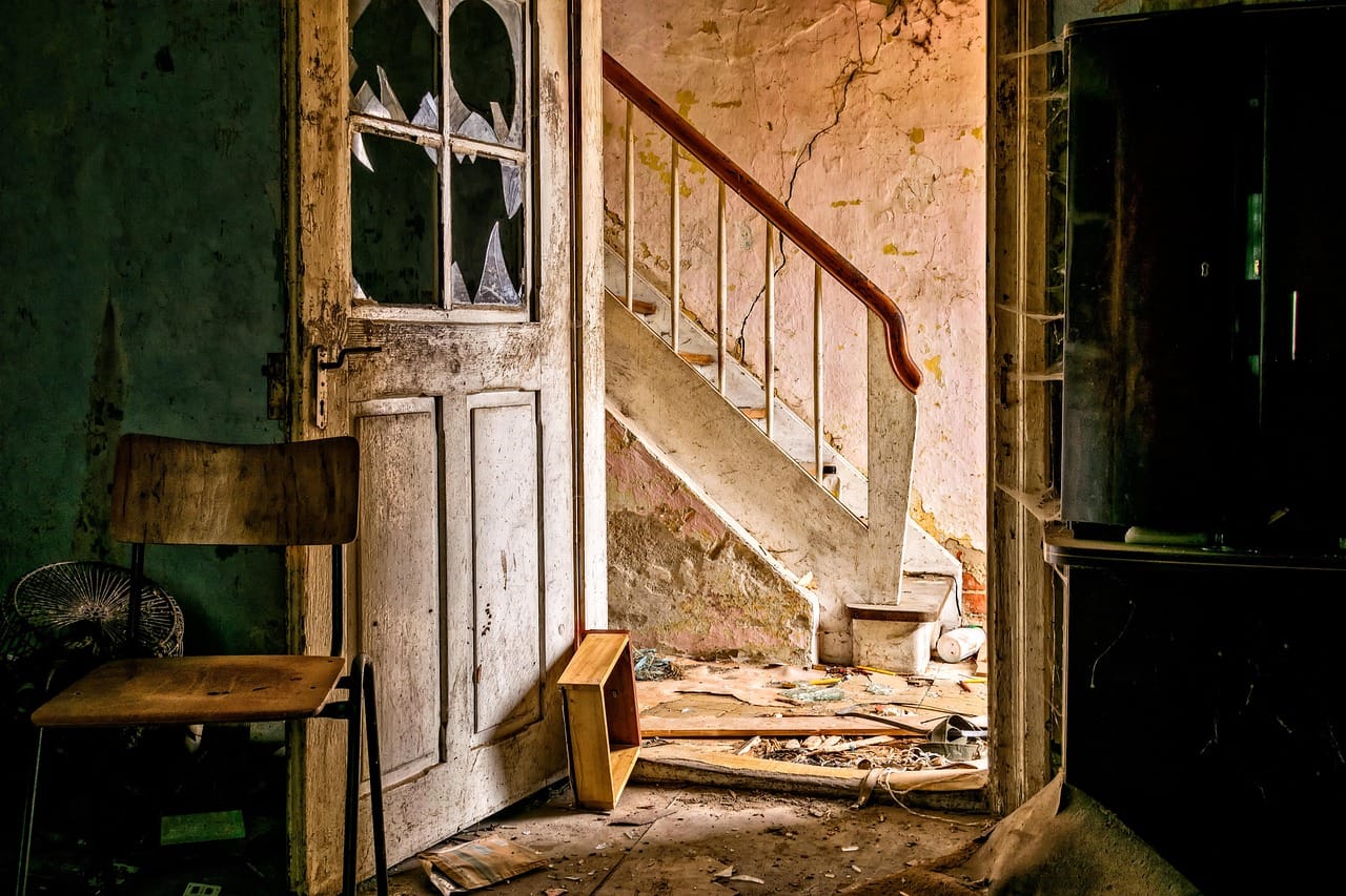 Mal-logement aux Antilles : une crise durable entre habitat indigne et précarité sociale