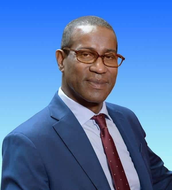 Assurances Outre-Mer : Mathiasin interpelle le ministre Lombard