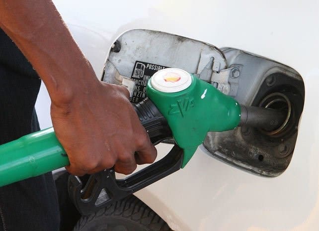 Prix des carburants aux Antilles, en Guyane et à La Réunion : les tarifs d'avril 2025