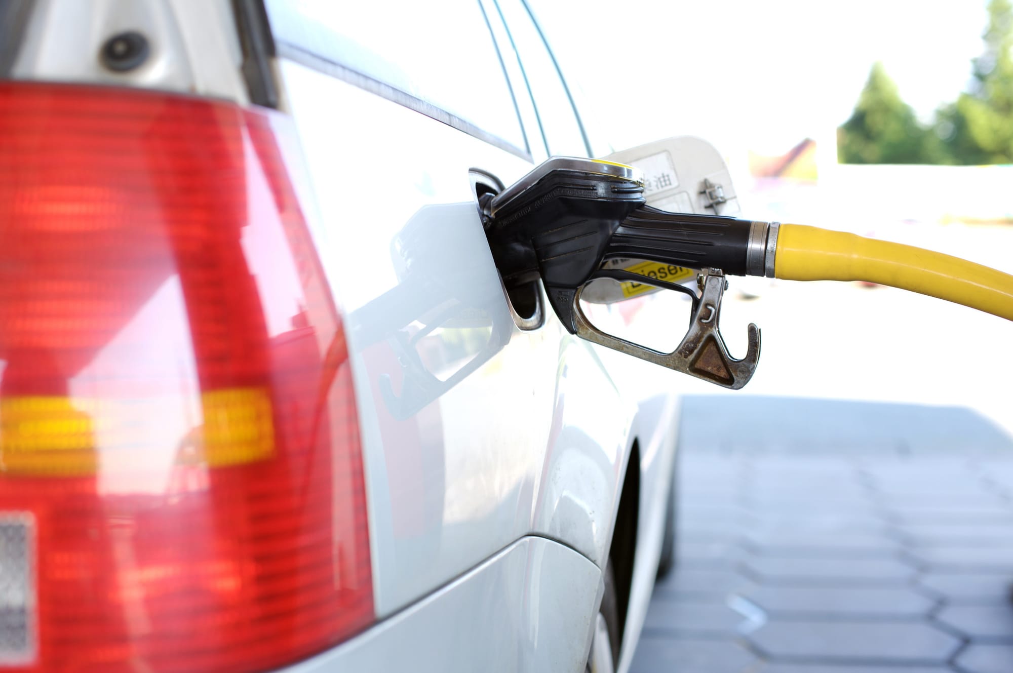 Carburants : Bercy déploie un « prêt flash » pendant que le patronat guadeloupéen réclame une prolongation des aides