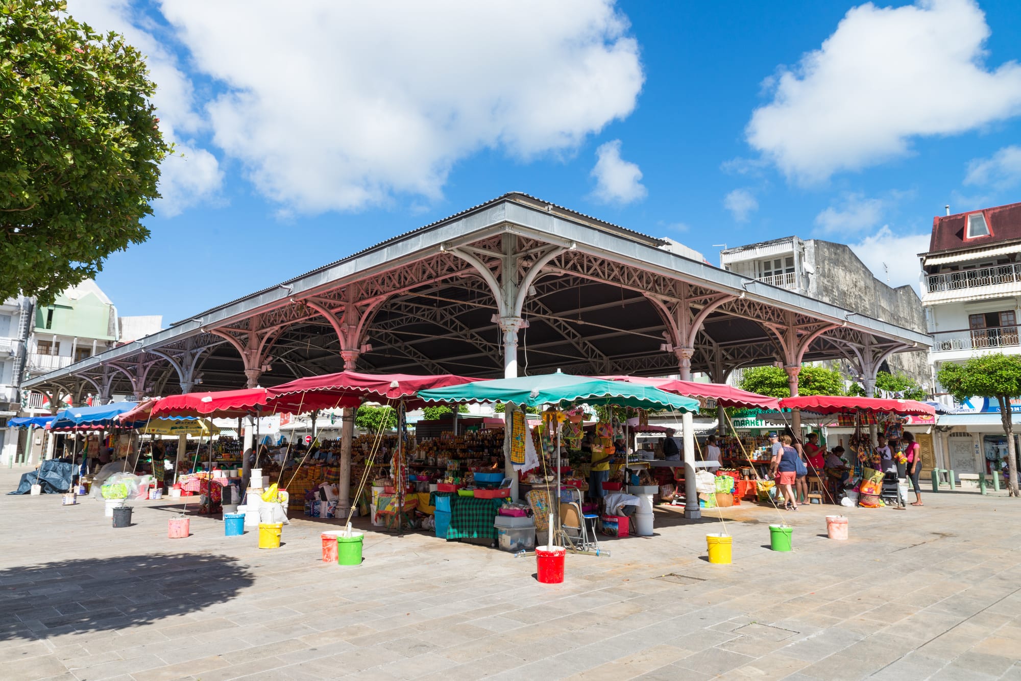 Commerce : les périphéries gagnent du terrain en Guadeloupe