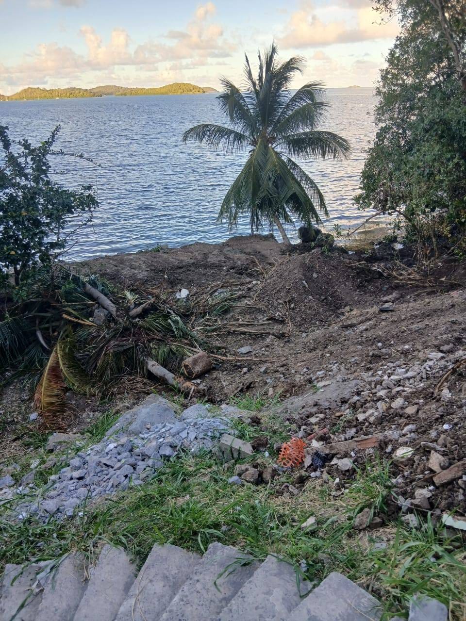 Polémique autour d’un chantier en bord de mer au Robert
