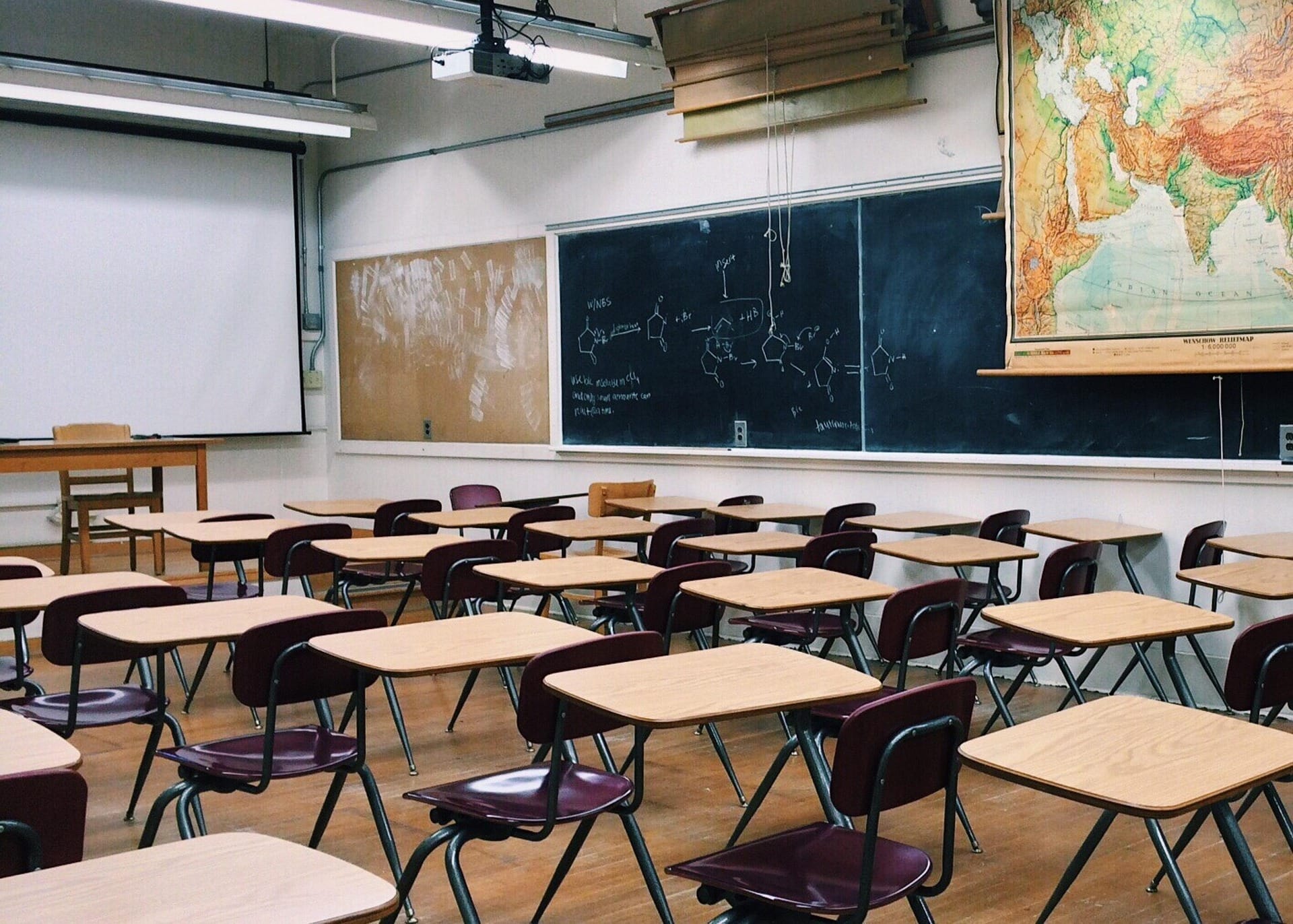 Rentrée scolaire du 1er septembre : la Martinique aborde 2026-2027 sur fond de baisse démographique et de tensions transport